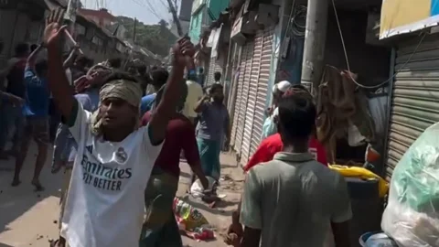 খুলনায় বিএনপির দুই পক্ষের মধ্যে সংঘর্ষ