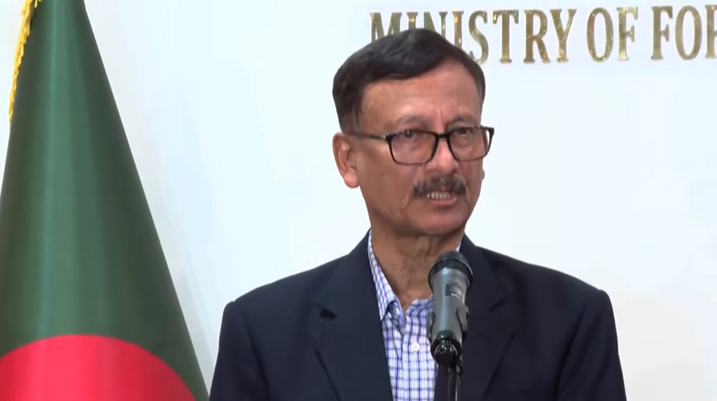 হাসনাত কি সরকারের অংশ— ‘সেভেন সিস্টার্স’ নিয়ে অবস্থান স্পষ্ট করলেন পররাষ্ট্র উপদেষ্টা