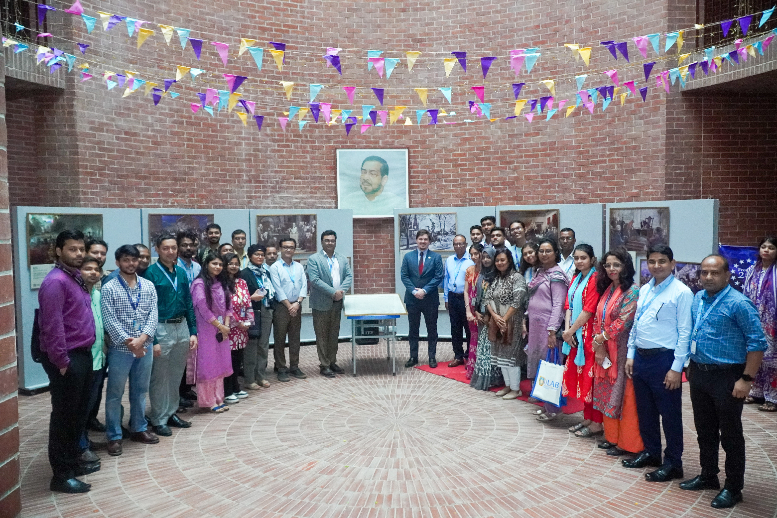 ইউল্যাবে ‘আমেরিকান ফাউন্ডার্স মিউজিয়াম এক্সিবিশন’ অনুষ্ঠিত