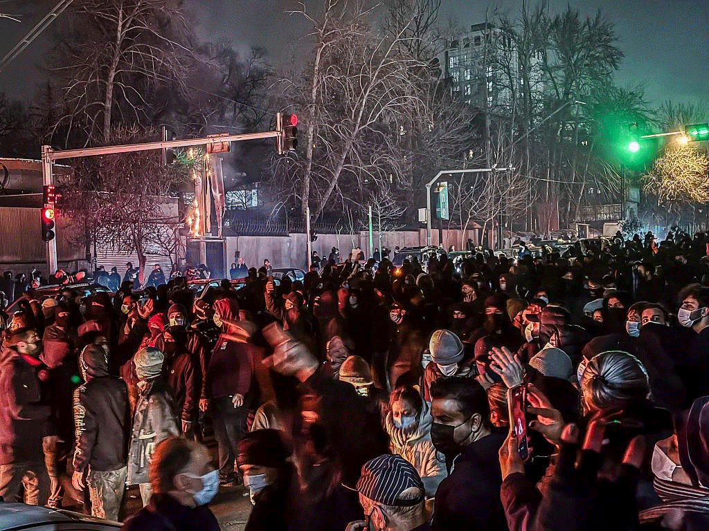 ইরানে বিক্ষোভে নিহতের সংখ্যা হাজার ছাড়ানোর শঙ্কা