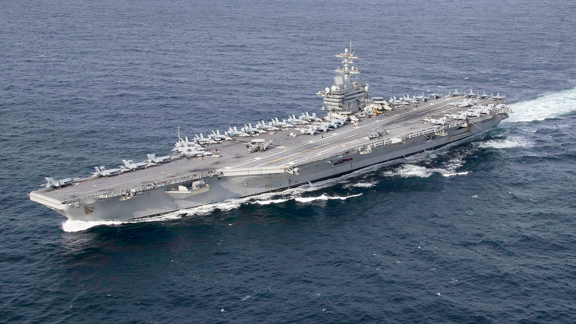 মার্কিন রণতরি ‘আব্রাহাম লিঙ্কন’ ক্ষতিগ্রস্ত—দাবি ইরানের, যুক্তরাষ্ট্রের অস্বীকার