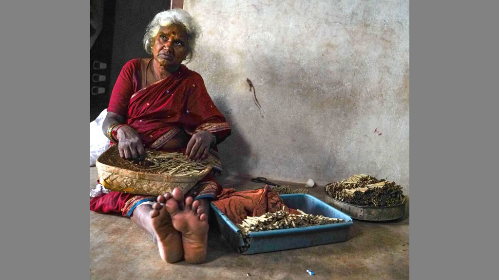 স্কুলশিক্ষার্থীদের ক্যামেরায় উঠে এল শ্রমজীবী বাবা–মায়ের সংগ্রামী জীবন