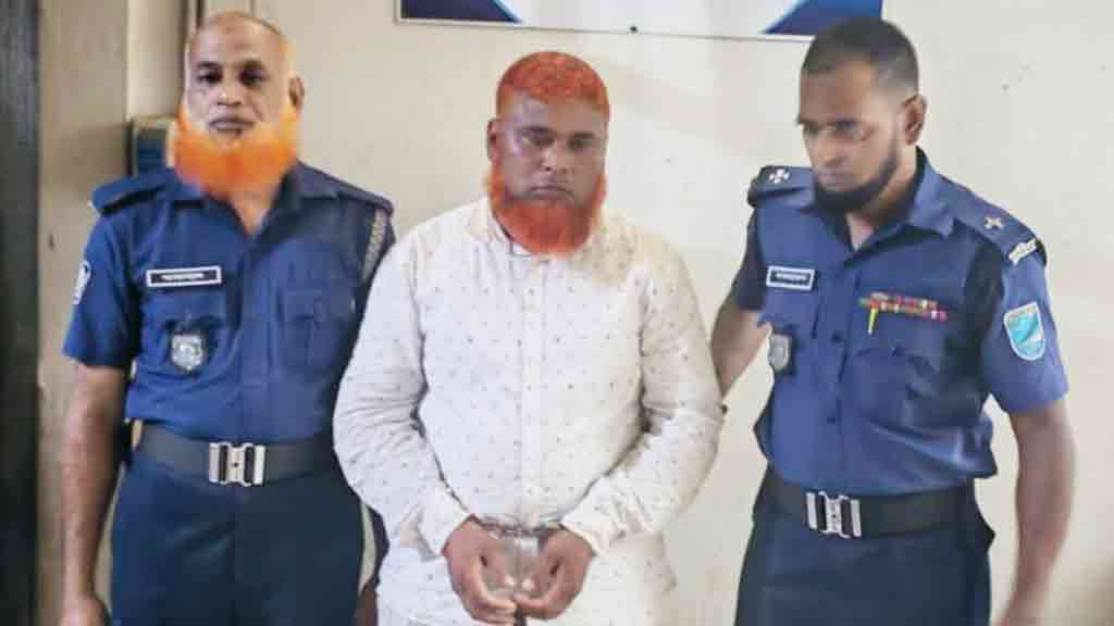 টাঙ্গাইলে ১০ কোটি টাকার সেতুতে রডের বদলে বাঁশ, সাব-ঠিকাদার গ্রেপ্তার