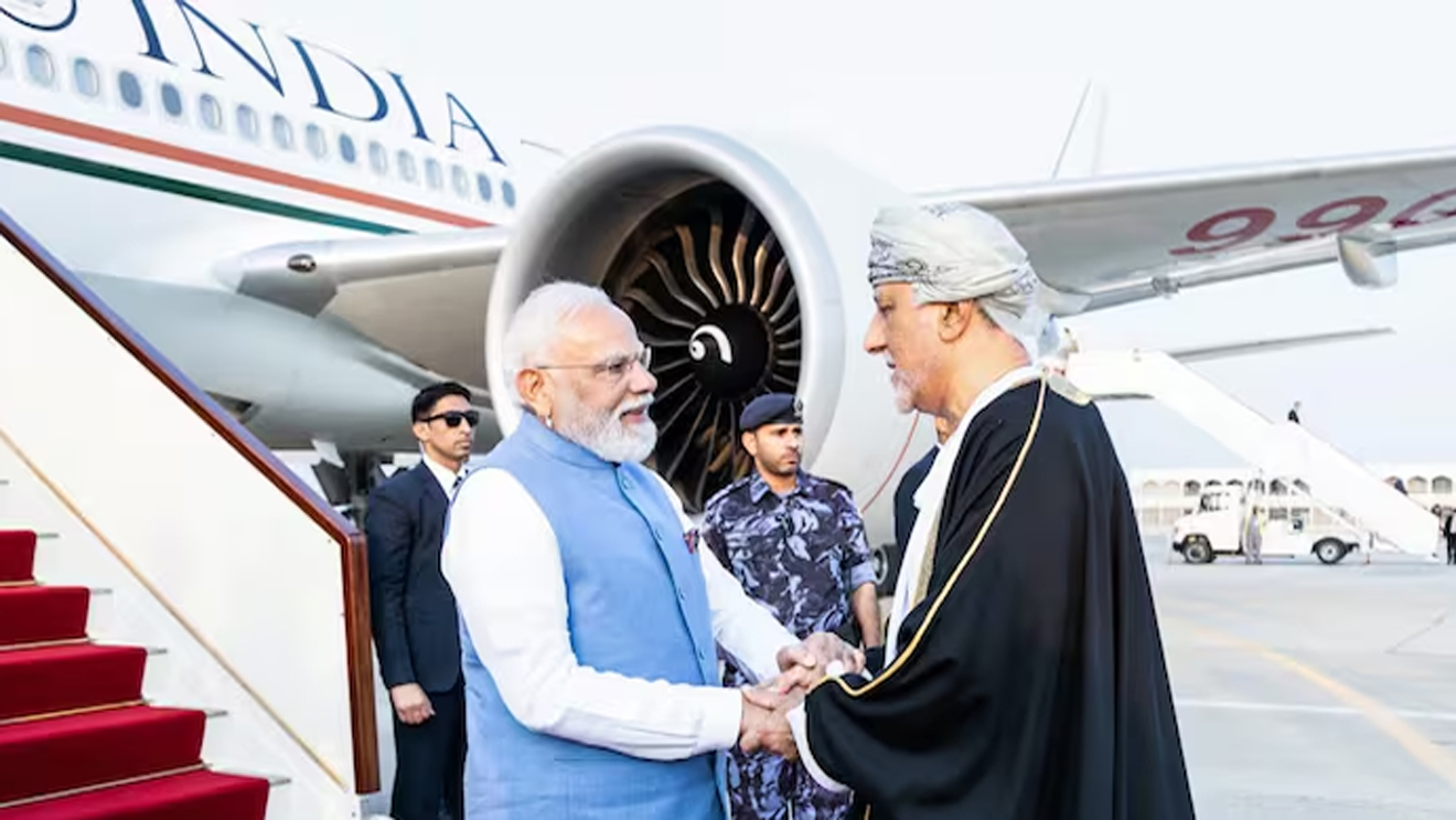 ভারত-ওমান বাণিজ্য চুক্তি যেভাবে হরমুজের বিকল্প পথ দেখাচ্ছে