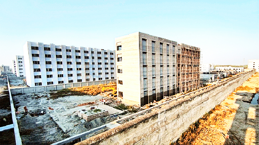 কারারক্ষী সংকটে নতুন কারাগার