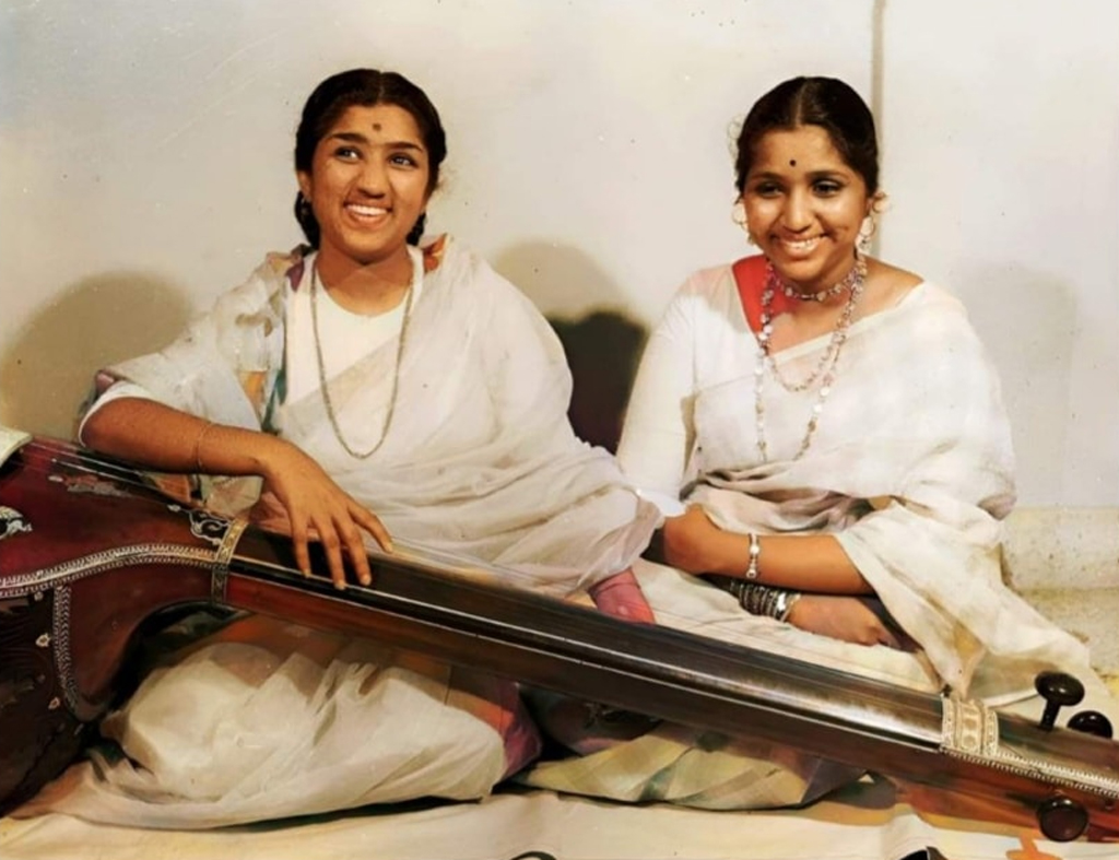 একই বিন্দুতে শেষ হলো দুই বোনের সুরের সফর