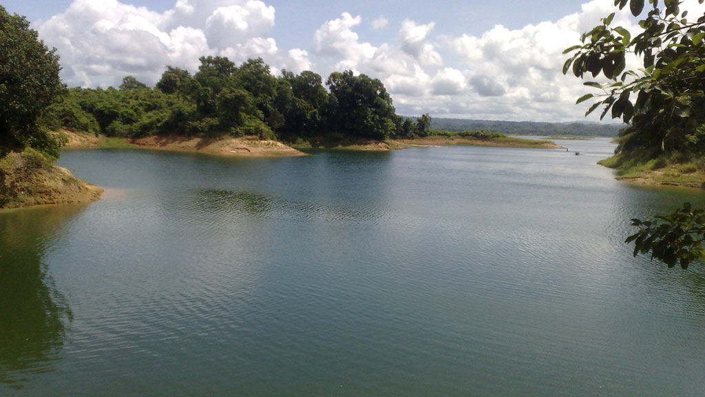 রাঙামাটিতে সব নৌযান চলাচল অনির্দিষ্টকালের জন্য বন্ধ