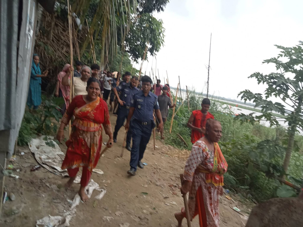 চর দখলের দ্বন্দ্বে রণক্ষেত্র মেঘনা-তিতাস, আহত ৩০