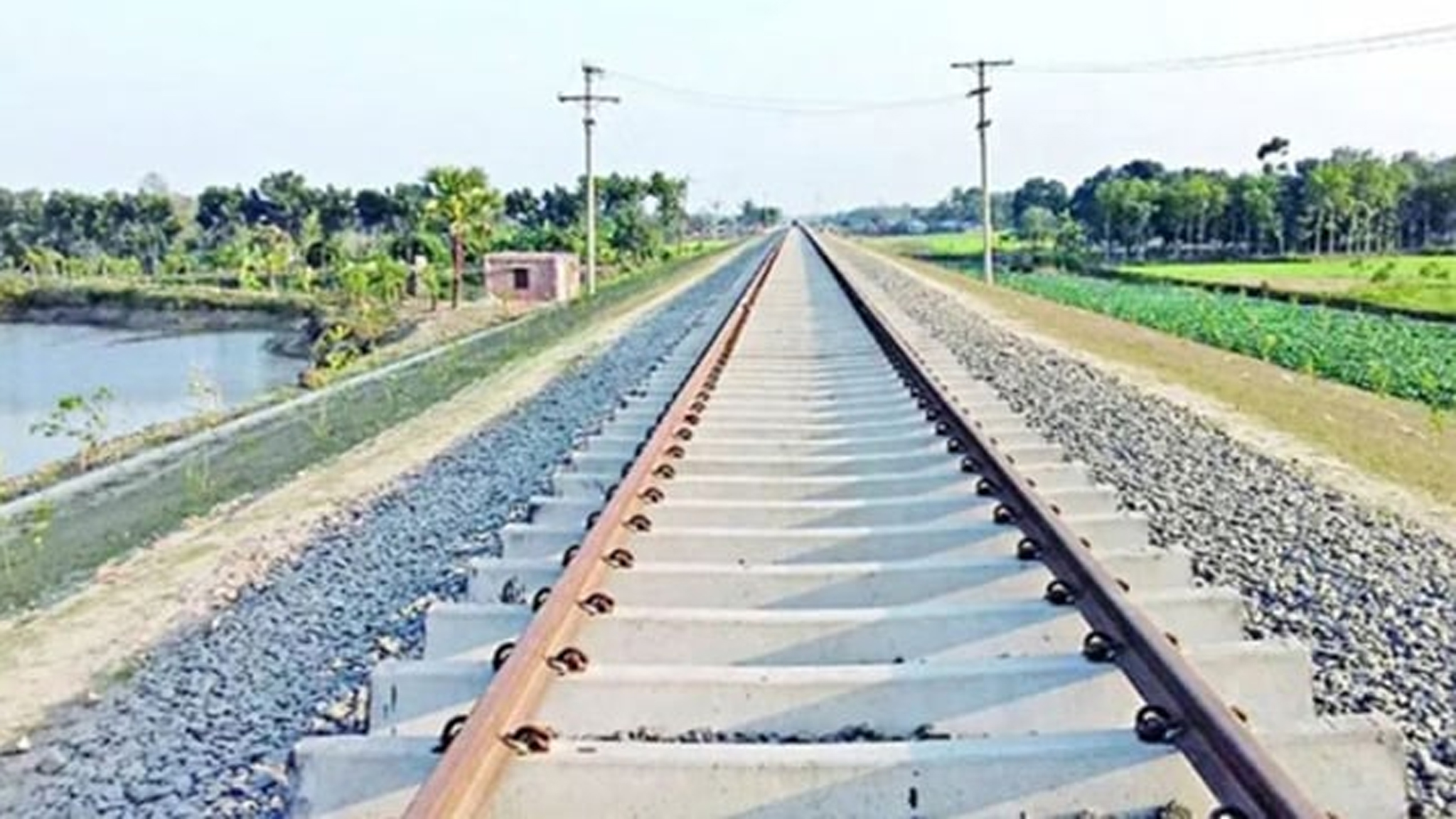 বগুড়া-সিরাজগঞ্জ রেললাইন: ৫,৫০০ কোটির প্রকল্পে ব্যয়
বেড়ে ১২,৫০০ কোটি