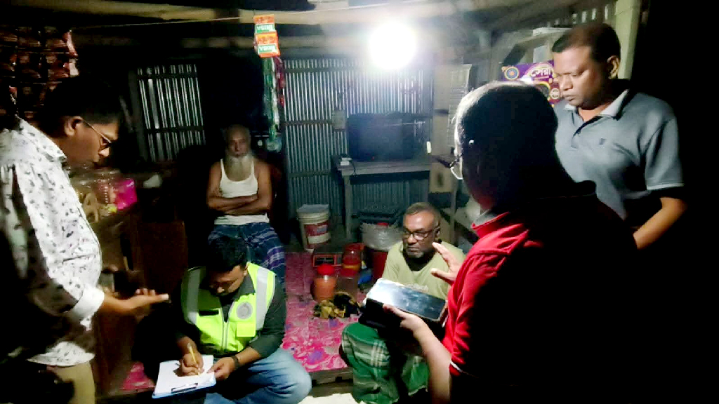 সিরাজগঞ্জে জুয়ার আসর বসানোয় ২ জনের কারাদণ্ড
