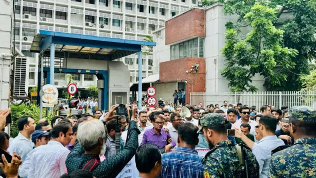 সংশোধন হচ্ছে সরকারি চাকরি অধ্যাদেশ