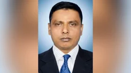 আগৈলঝাড়ায় সন্ত্রাসবিরোধী মামলায় নিষিদ্ধ ছাত্রলীগের সভাপতি গ্রেপ্তার