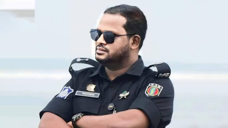 ‘দুর্নীতিগ্রস্ত পুলিশ সদস্যদের স্থান বাহিনীতে নয়, বিচারালয়ে হওয়া উচিত’