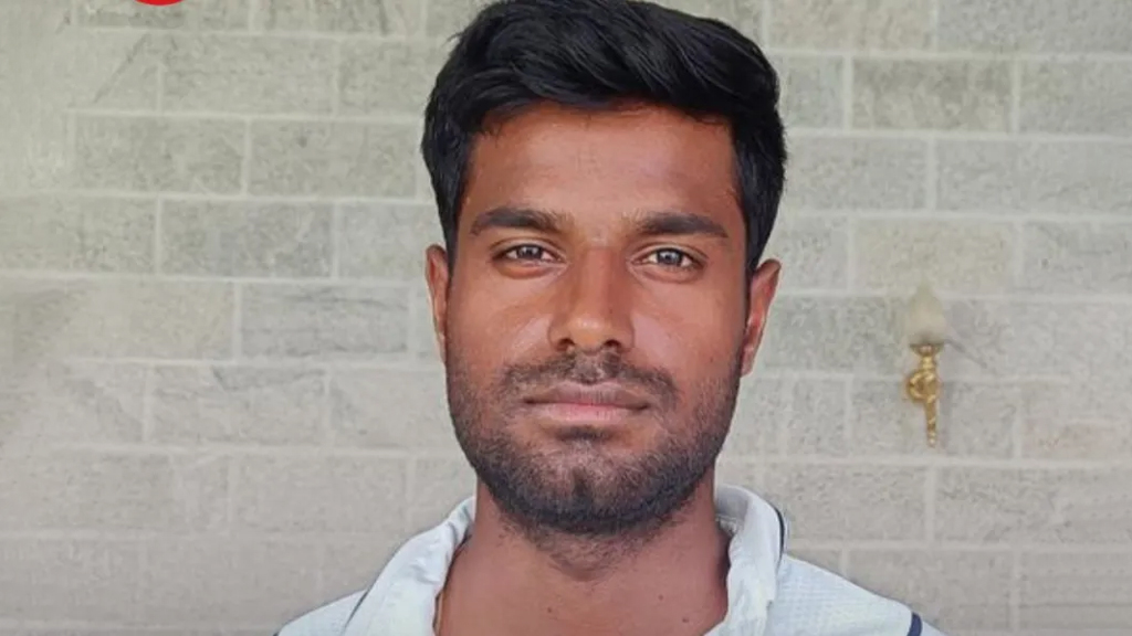 টানা আট ছক্কায় ভারতীয় ক্রিকেটারের বিশ্ব রেকর্ড