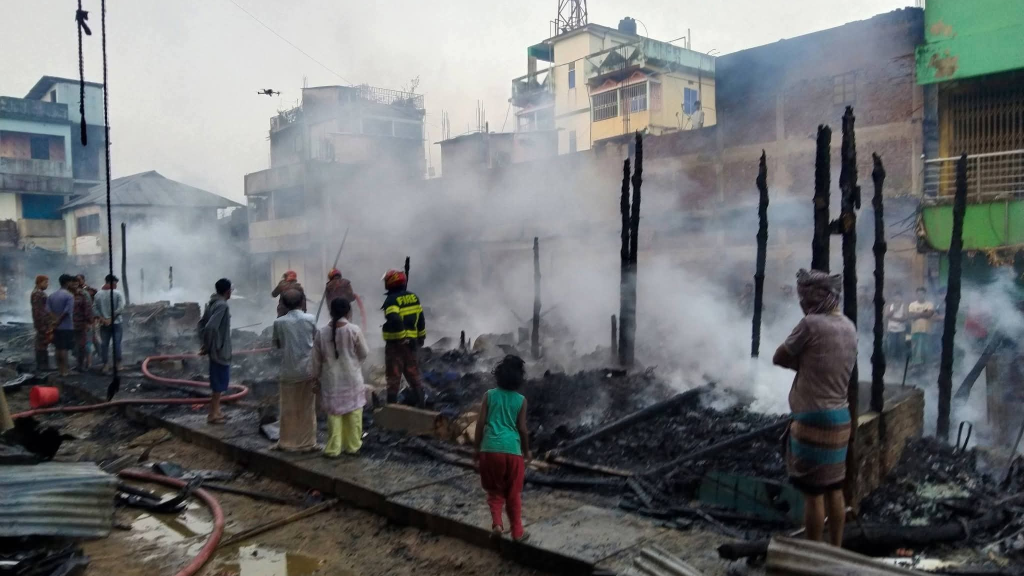 বোয়ালখালী বাজারে মধ্যরাতে আগুন, পুড়ল ৩৫ ব্যবসাপ্রতিষ্ঠান