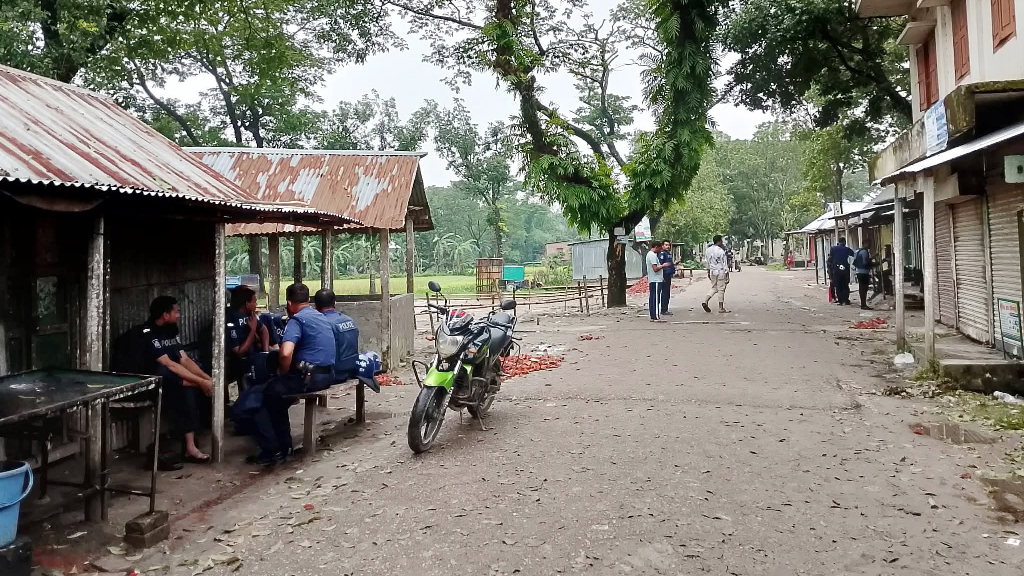 নান্দাইলের খারুয়া বাজারে ১৪৪ ধারা প্রত্যাহার, সংঘর্ষের ঘটনায় ৫৭০ জনের বিরুদ্ধে মামলা