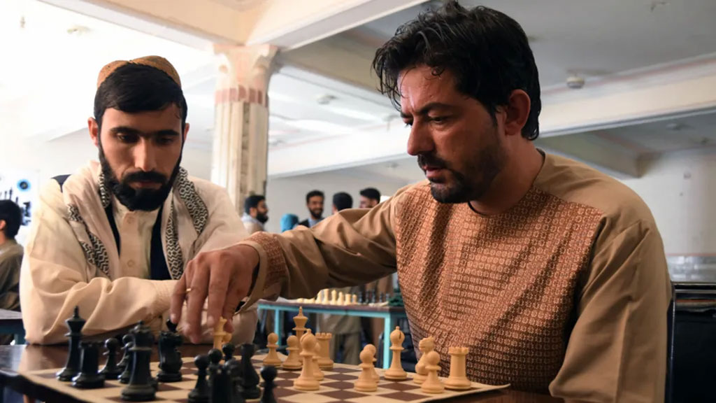 ‘শরিয়তসম্মত কিনা সন্দেহ’, আফগানিস্তানে সাময়িক নিষিদ্ধ হলো দাবা