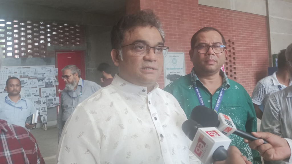 নির্বাচনের পরিবেশ যথেষ্ট সুষ্ঠু রয়েছে: জাবি উপাচার্য