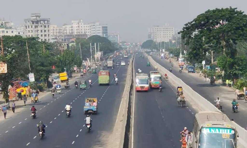 ঢাকার বাতাস আজ সহনীয়