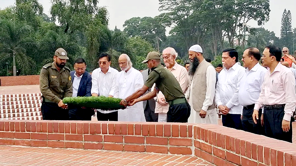 জাতীয় স্মৃতিসৌধে নতুন মন্ত্রী-প্রতিমন্ত্রীদের শ্রদ্ধা নিবেদন