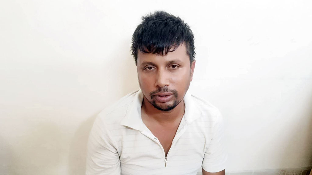 মহাসড়কে জিরা বোঝাই ট্রাক আটকে চাঁদা দাবি, জেলা ছাত্রদলের সাবেক নেতা আটক