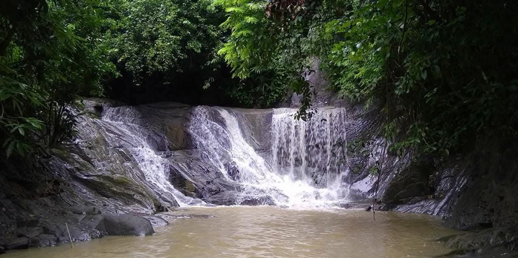 অনির্দিষ্টকালের জন্য বন্ধ মিরসরাইয়ের সব পাহাড়ি ঝরনা