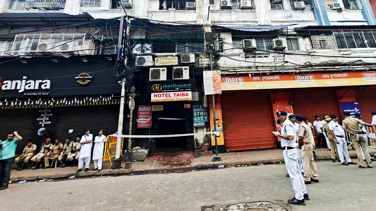 অগ্নিকাণ্ডের পর কলকাতার ‘মিনি বাংলাদেশে’ দৈনিক লোকসান ১ কোটি রুপি