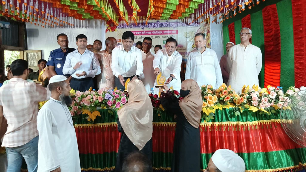 দেশে ইয়াবার ডিলারও সংসদ সদস্য হয়েছেন: হুইপ নিজান
