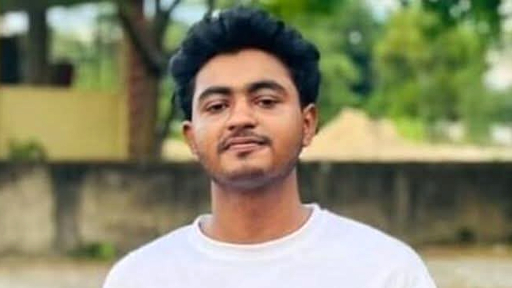 মুরগি ছিনতাইয়ের অভিযোগের পর ছাত্রদল নেতাকে বহিষ্কার