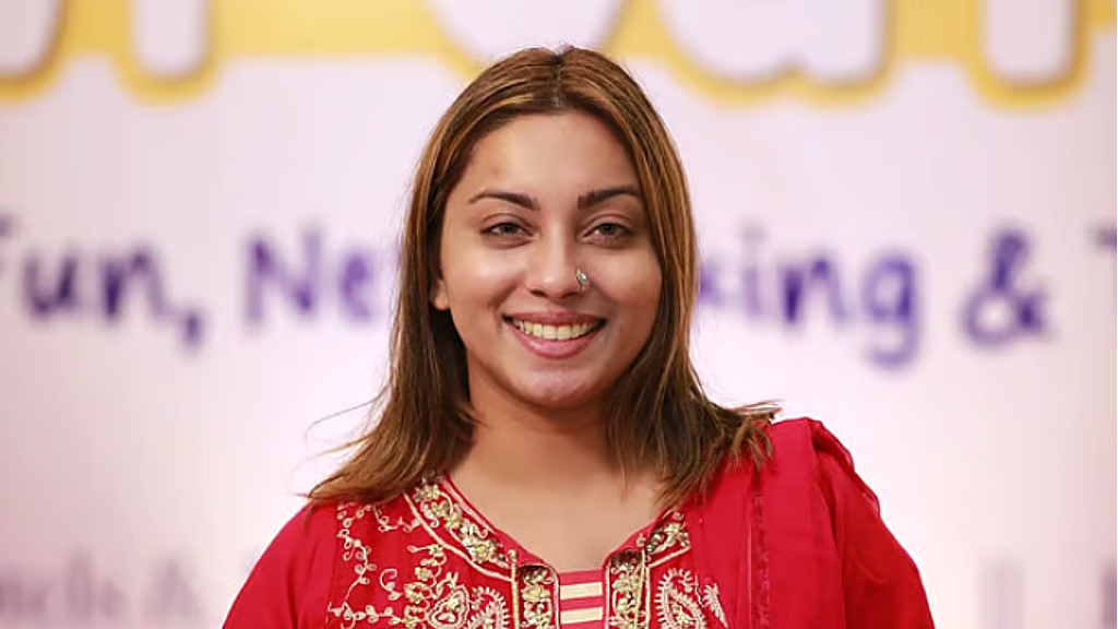 গণঅধিকার পরিষদে যোগ দিলেন মেঘনা আলম, মনোনয়নপত্র নিলেন ঢাকা-৮ আসনের