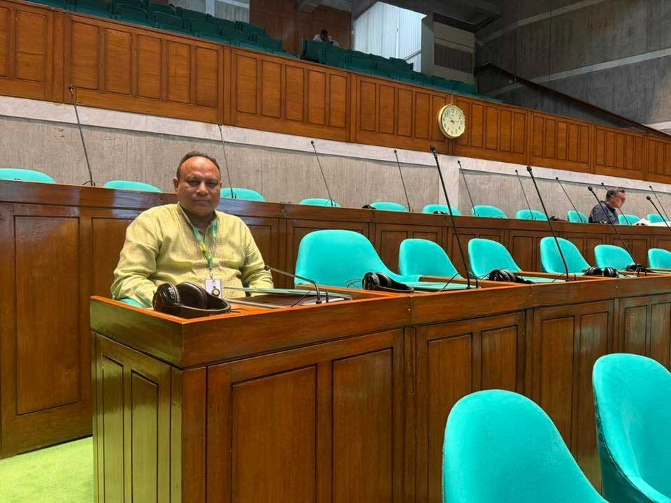 প্রধানমন্ত্রীর ‘ধমকে’ সিলেট থেকে সংসদে এমপি