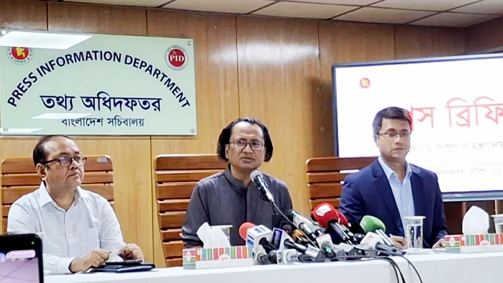 দিল্লি বিমানবন্দরে ‘হেনস্তা’: ঘটনার বর্ণনায় যা বললেন উপদেষ্টা জাহেদ উর রহমান