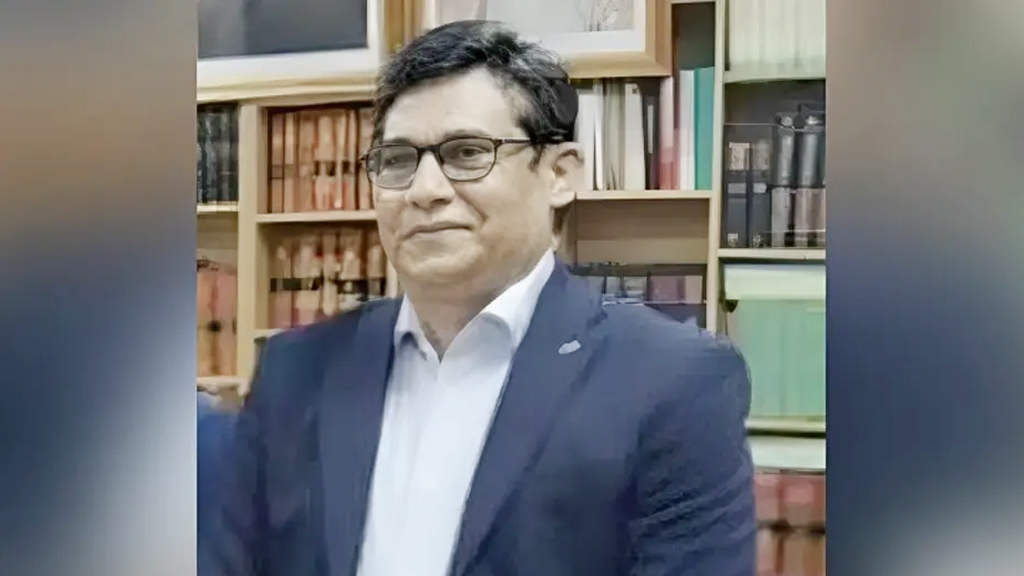 বিকাশ কুমারের বিরুদ্ধে অনুসন্ধান চায় মন্ত্রণালয়