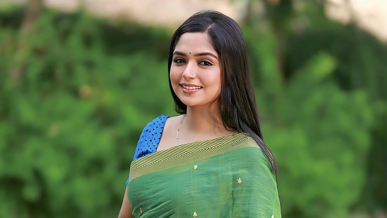 গান গাইতে সব সময় ভয়ে থাকি—মানুষ ট্রল না করে দেয়