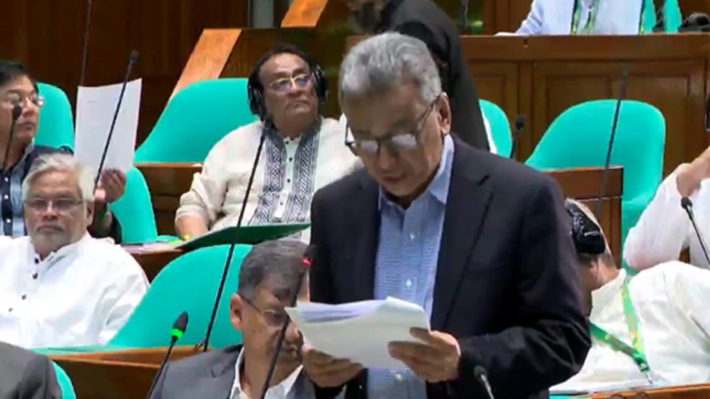 জ্বালানিতে অতিরিক্ত ৩৬ হাজার কোটি টাকা ভর্তুকি দিতে হতে পারে: অর্থমন্ত্রী