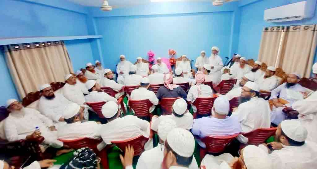 ফটিকছড়িতে হেফাজত আমিরের সঙ্গে ৭ ইসলামি দলের বৈঠক, হয়নি ঐকমত্য