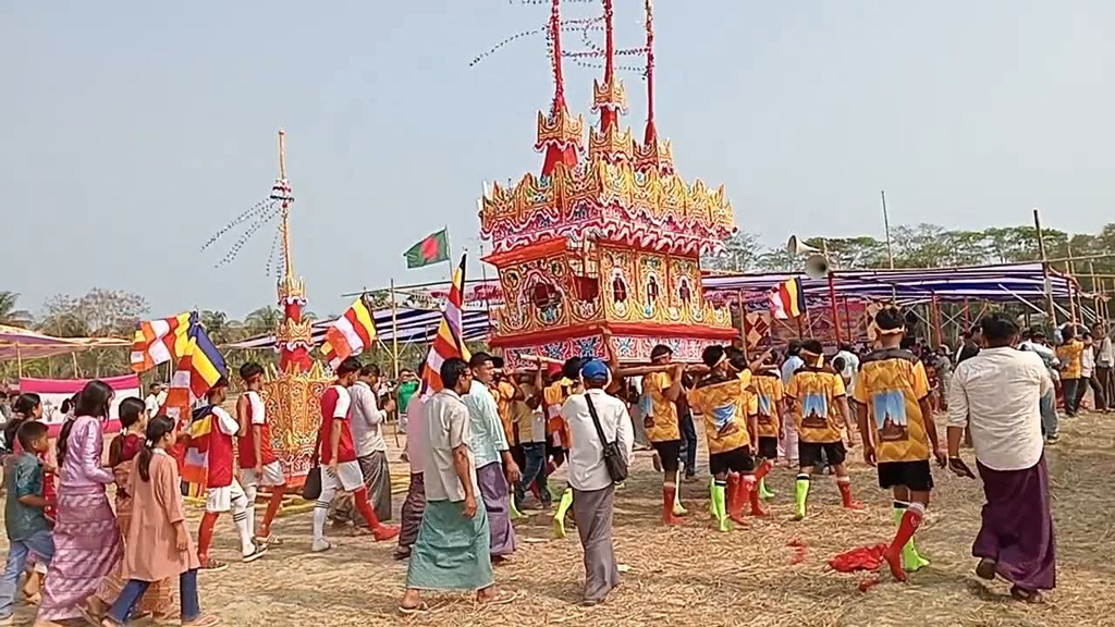 পটুয়াখালীতে চলছে রাখাইন সংঘরাজের অন্ত্যেষ্টিক্রিয়া পর্ব, কাল শেষকৃত্য