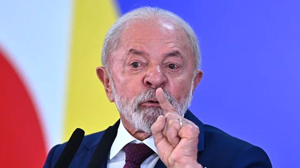 ভেনেজুয়েলায় মার্কিন হস্তক্ষেপ নিয়ে সতর্ক করলেন লুলা