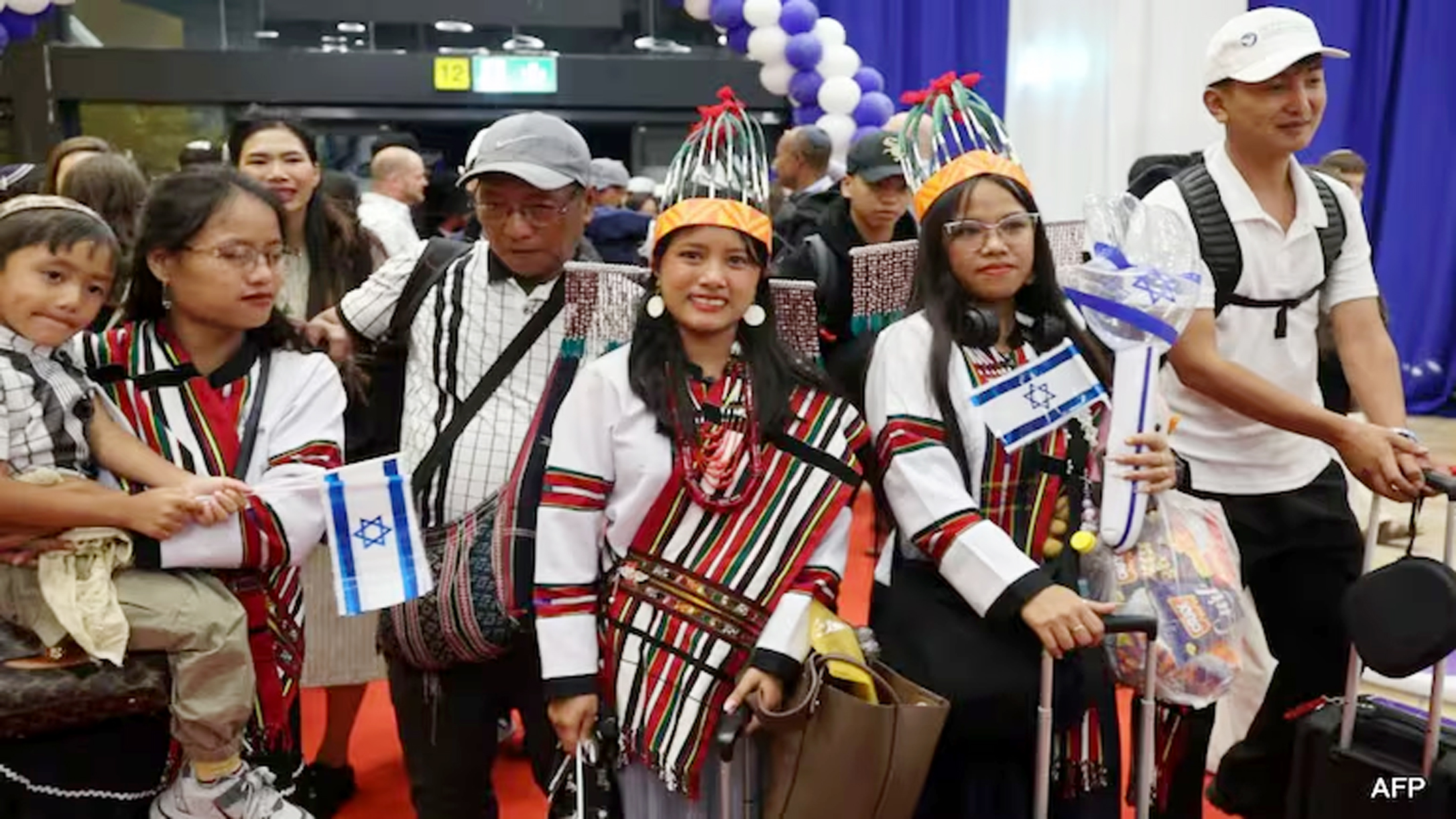 ভারত থেকে চিরতরে ইসরায়েল চলে গেলেন বিশেষ গোত্রের ২৫০ জন