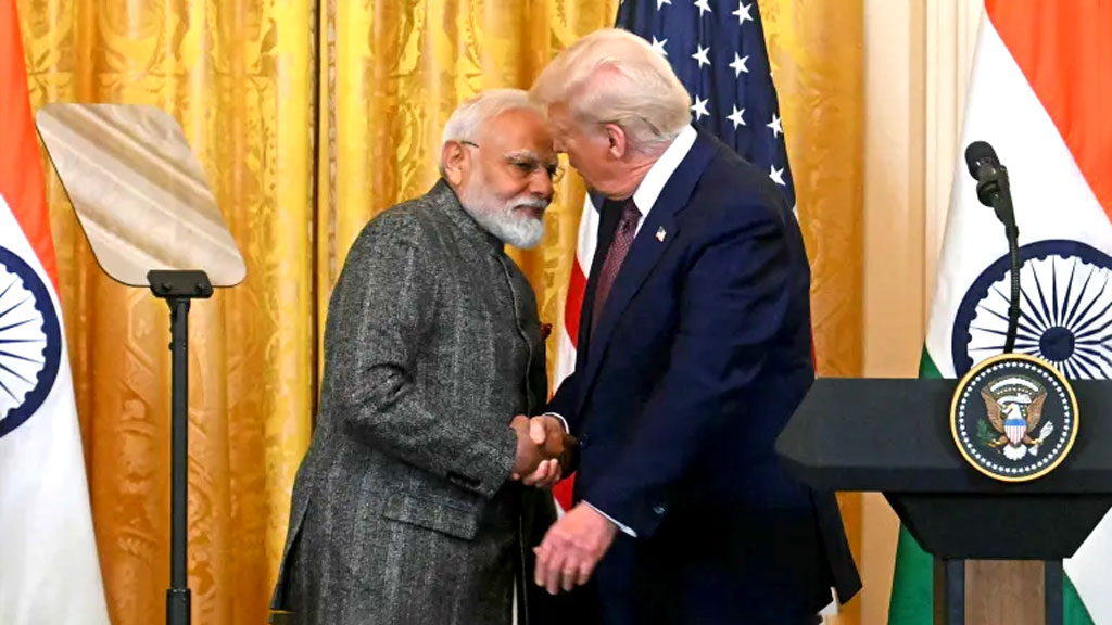 ট্রাম্প কি ভারতকে রাশিয়ার তেল না কিনতে বাধ্য করতে পারবেন