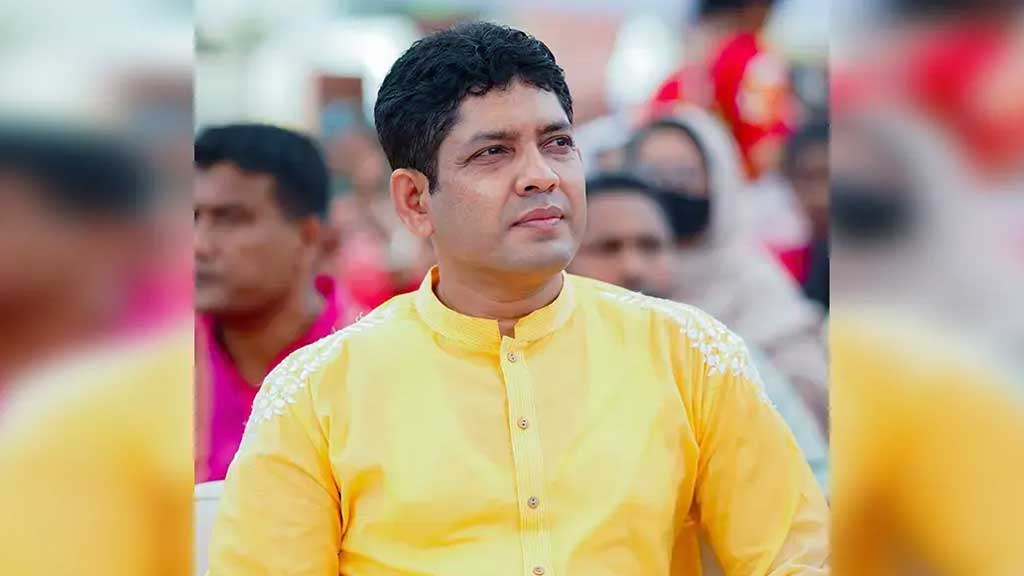 গোপনে এসে দায়িত্ব হস্তান্তর করেছেন শরীয়তপুরের সাবেক ডিসি আশরাফ