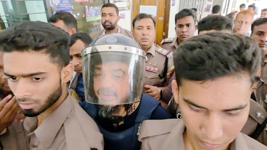 নবম দফায় ২ দিনের রিমান্ডে সাবেক ডিজিএফআই কর্মকর্তা আফজাল নাছের