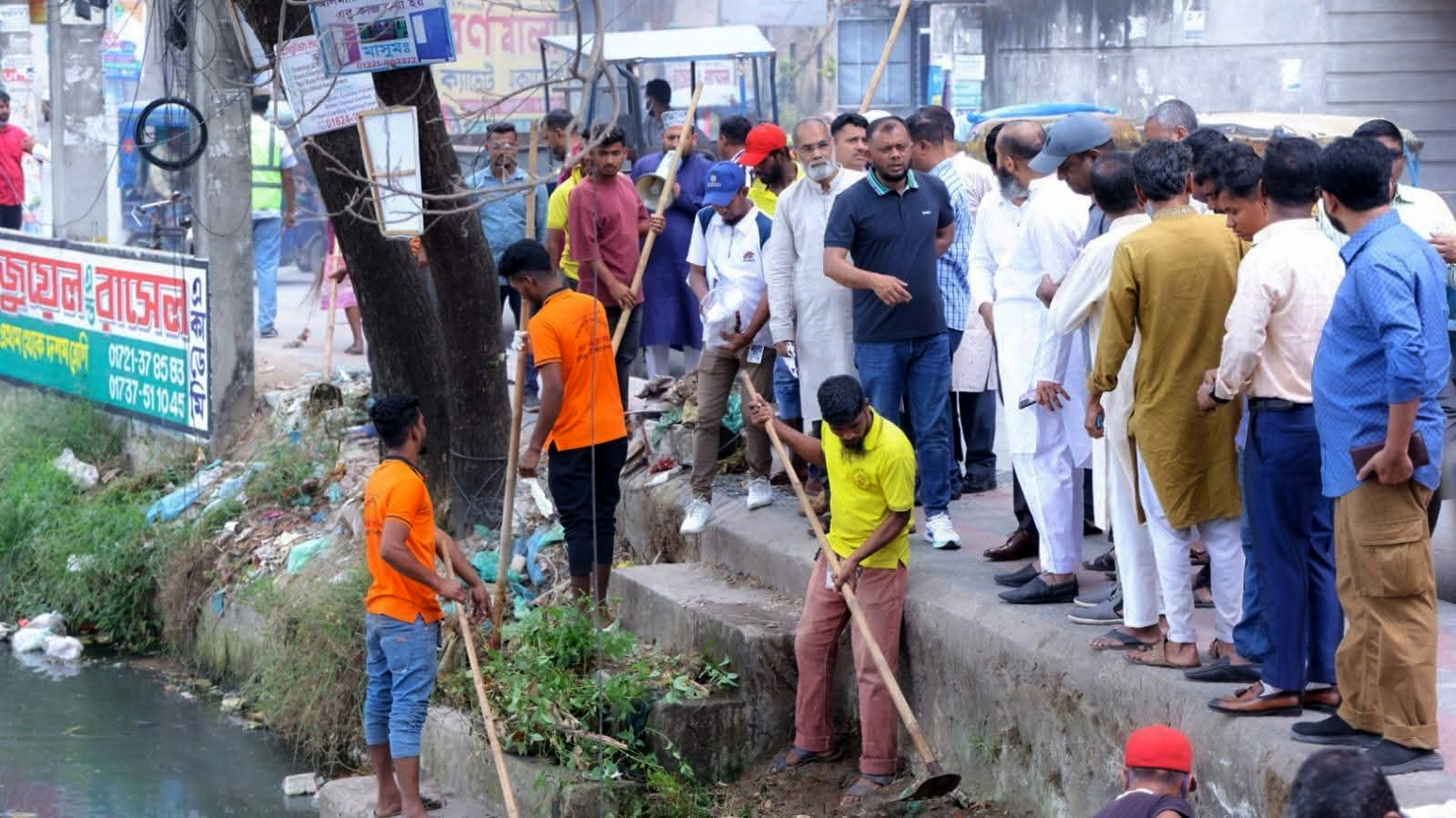 কুমিল্লায় মশা নিয়ন্ত্রণ ও পরিচ্ছন্নতা কার্যক্রম জোরদার করা হয়েছে: কুসিক প্রশাসক