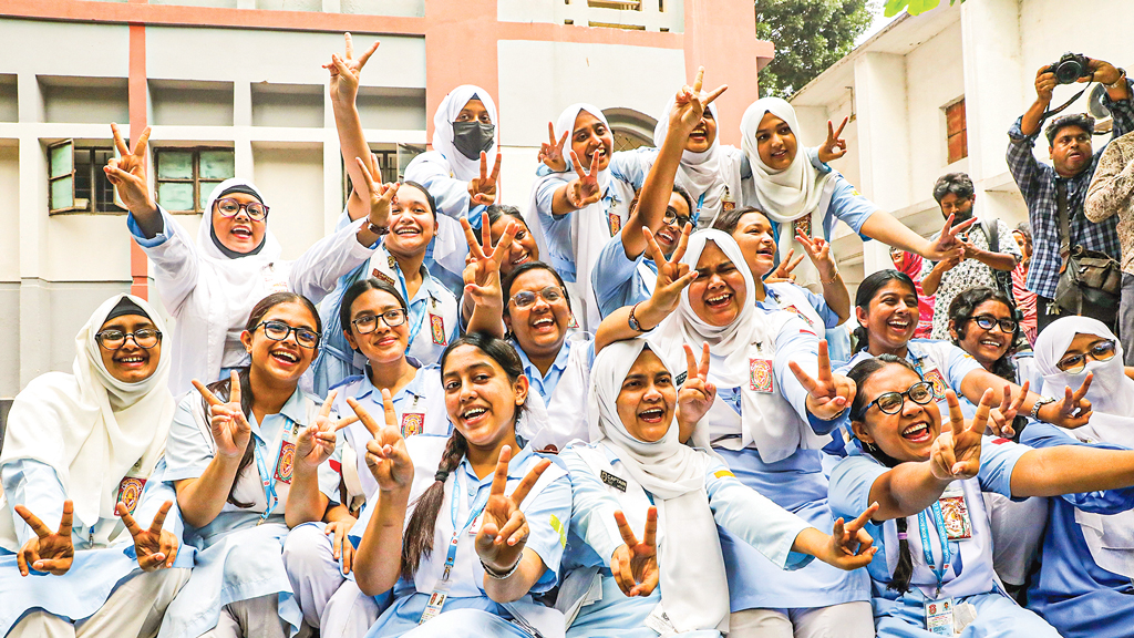 জিপিএ-৫ কি ভবিষ্যৎ গড়ার মানদণ্ড