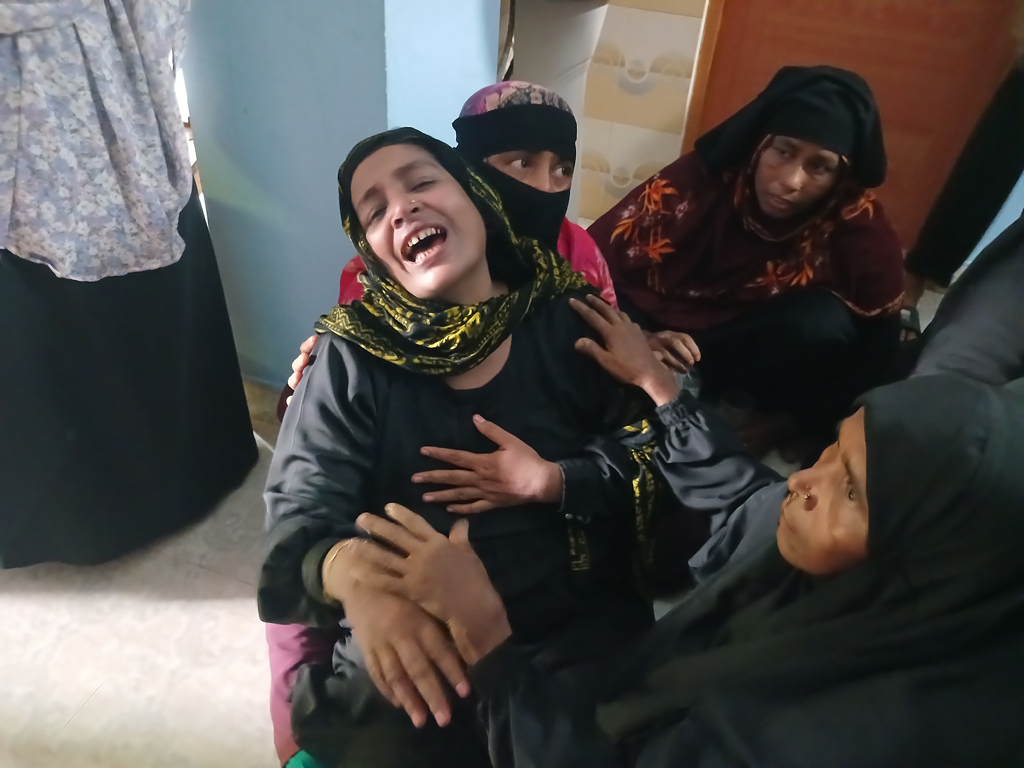 ভোলায় ফ্ল্যাট বাসা থেকে গৃহবধূর লাশ উদ্ধার, পরিবারের দাবি হত্যা