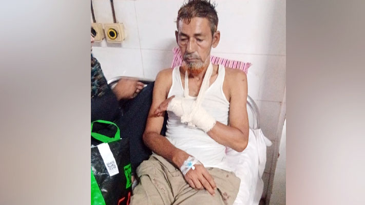 বিএনপি নেতার কবজি কাটলেন নিজ দলের নেতা-কর্মীরা