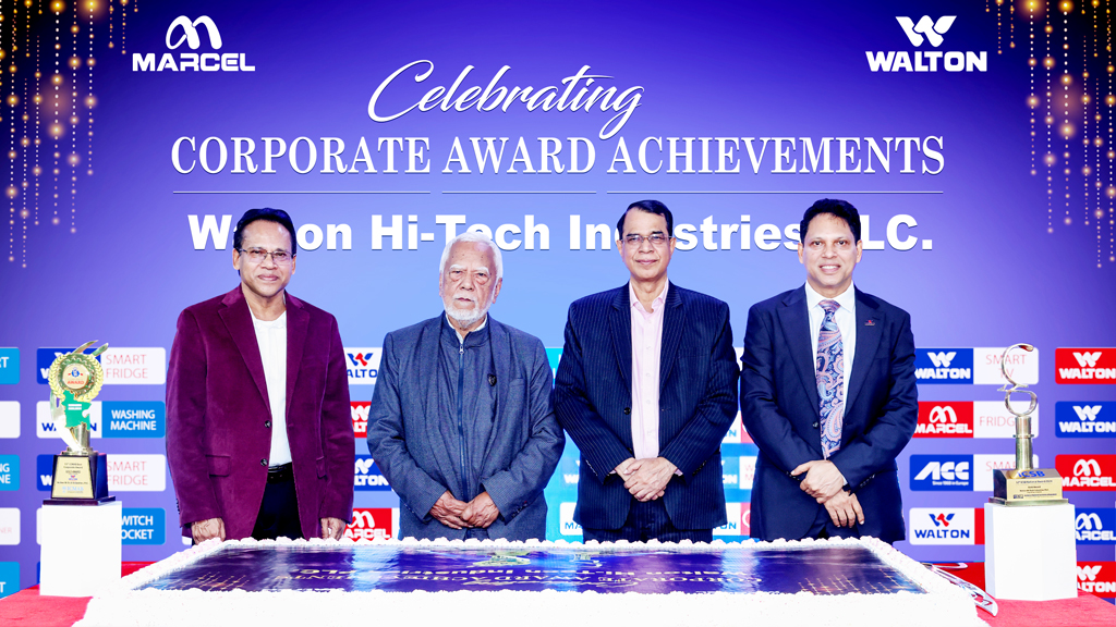 আইসিএসবি ও আইসিএমএবি অ্যাওয়ার্ড অর্জনের সাফল্য উদ্যাপন করল ওয়ালটন