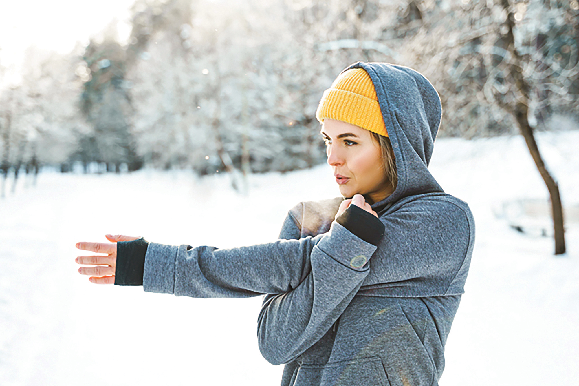 ঠান্ডার সময় ব্যায়াম শুরু করার আগে