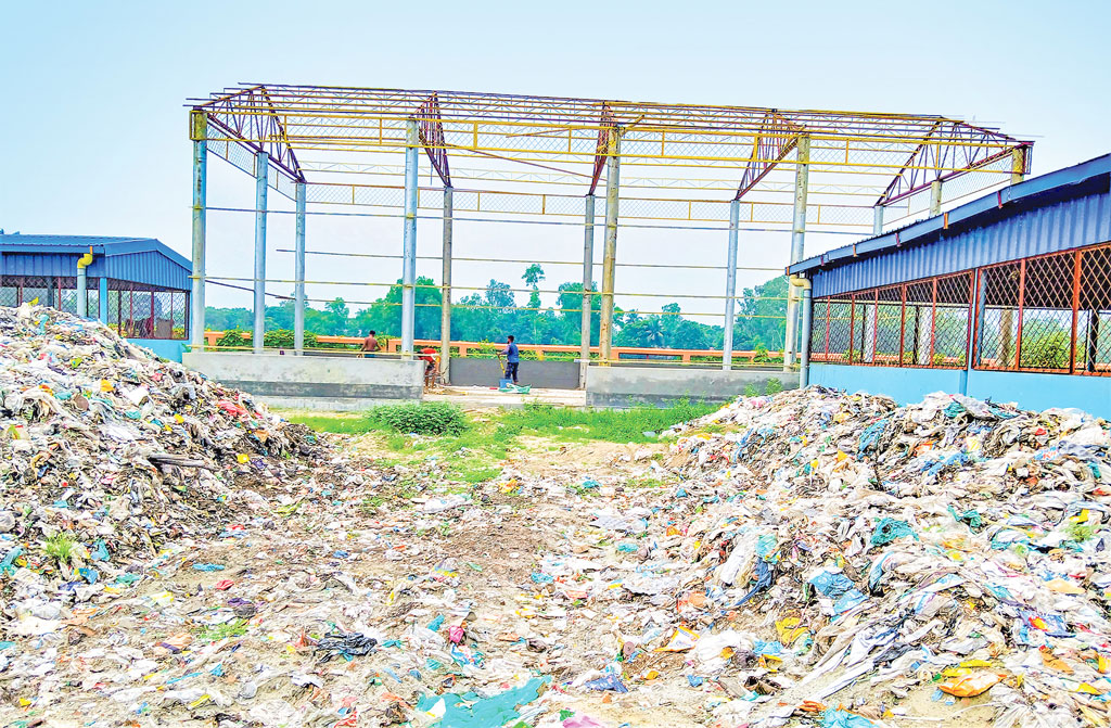 কালিহাতীর বর্জ্য ব্যবস্থাপনা প্ল্যান্ট: কঠিন বর্জ্য কঠিনই আছে
