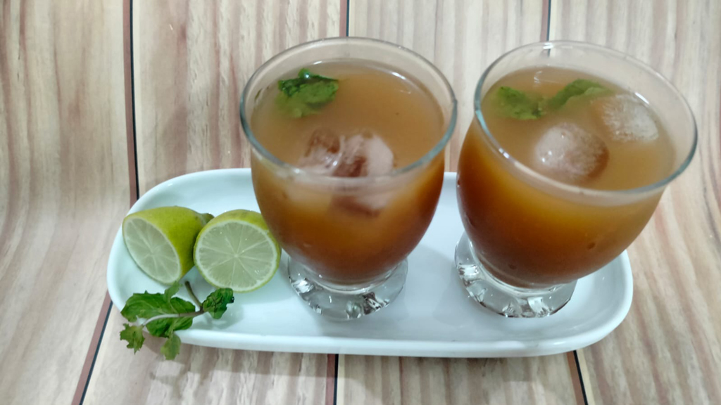 তেঁতুল দিয়ে আলুবোখারার টক-ঝাল-মিষ্টি শরবত